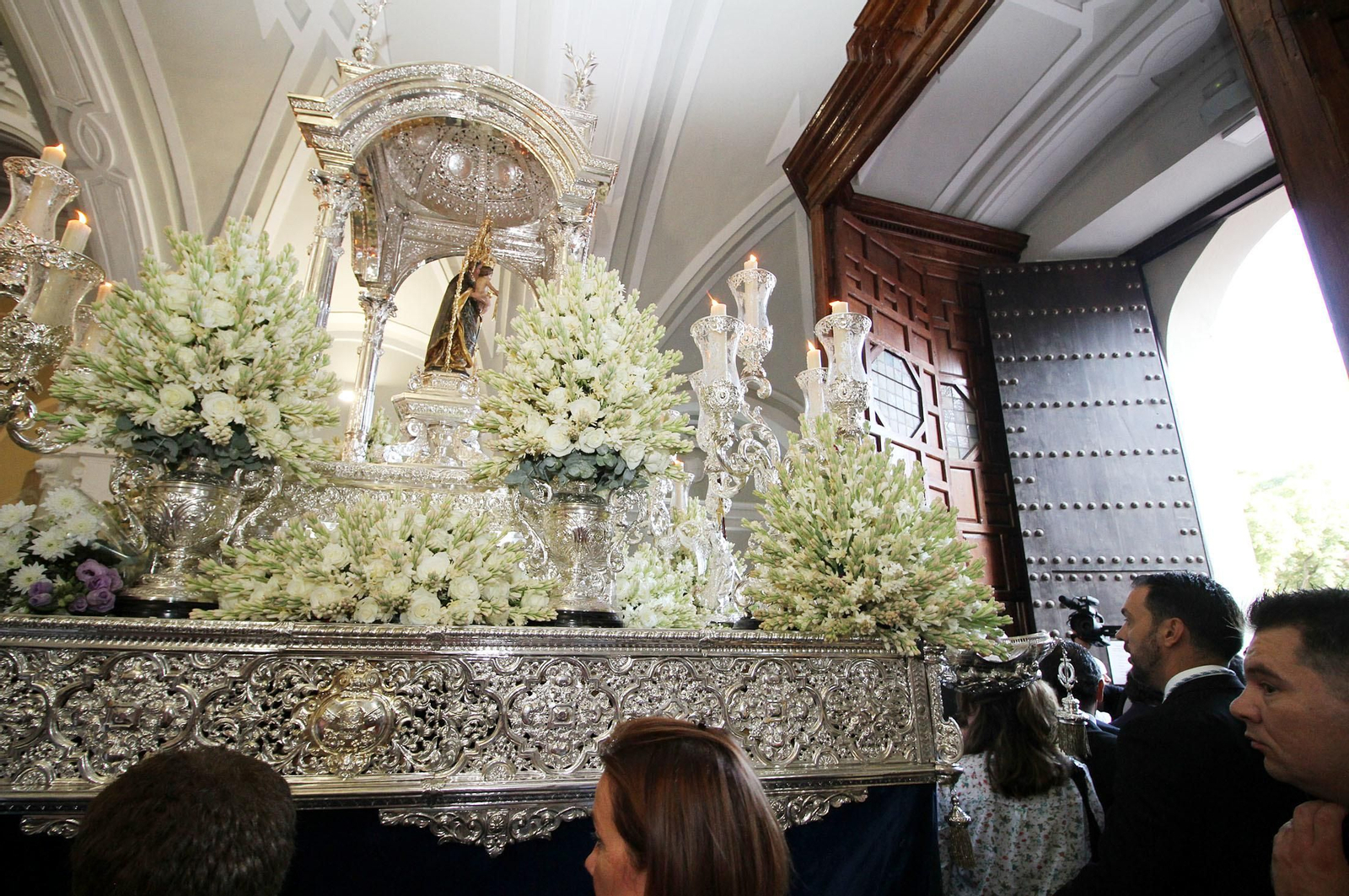 Imágenes del traslado de la Virgen de la Cinta desde la catedral hasta su santuario