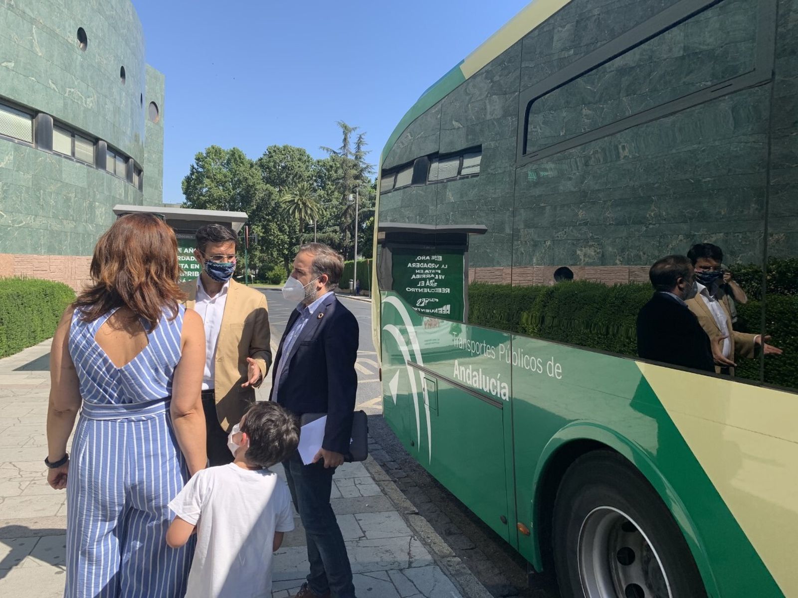 El PSOE denuncia un recorte de 5 millones en el Consorcio Metropolitano de Transportes de Granada