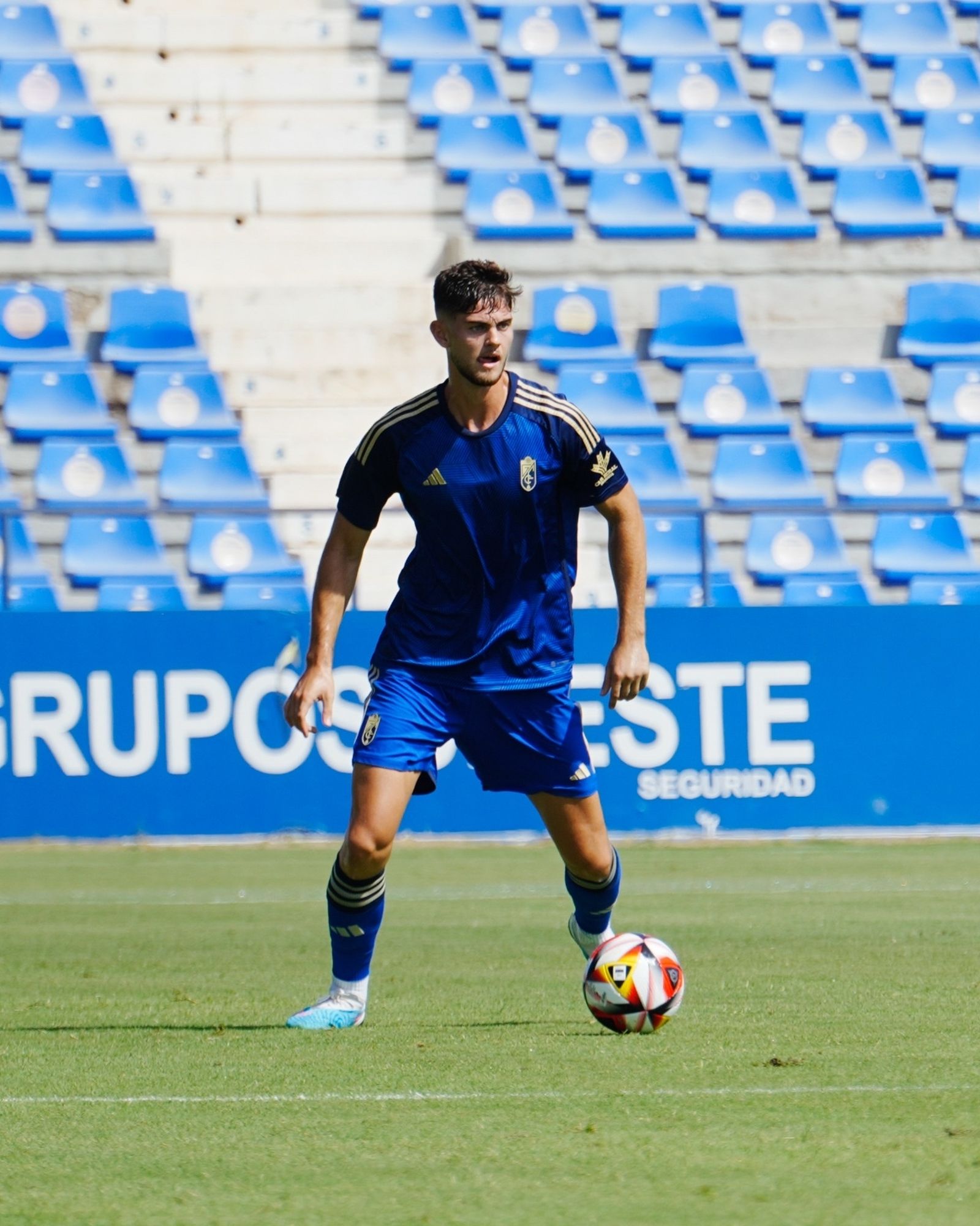 Van Rijn, durante la pretemporada del Recreativo Granada.