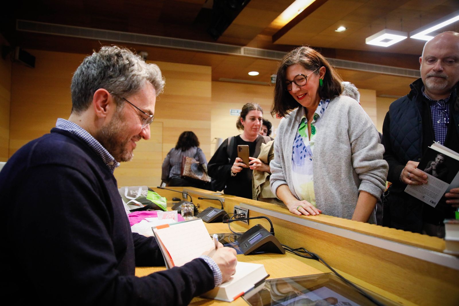 ¿Has estado en la presentación del libro de Máximo Huerta? Entra en la galería y buscate