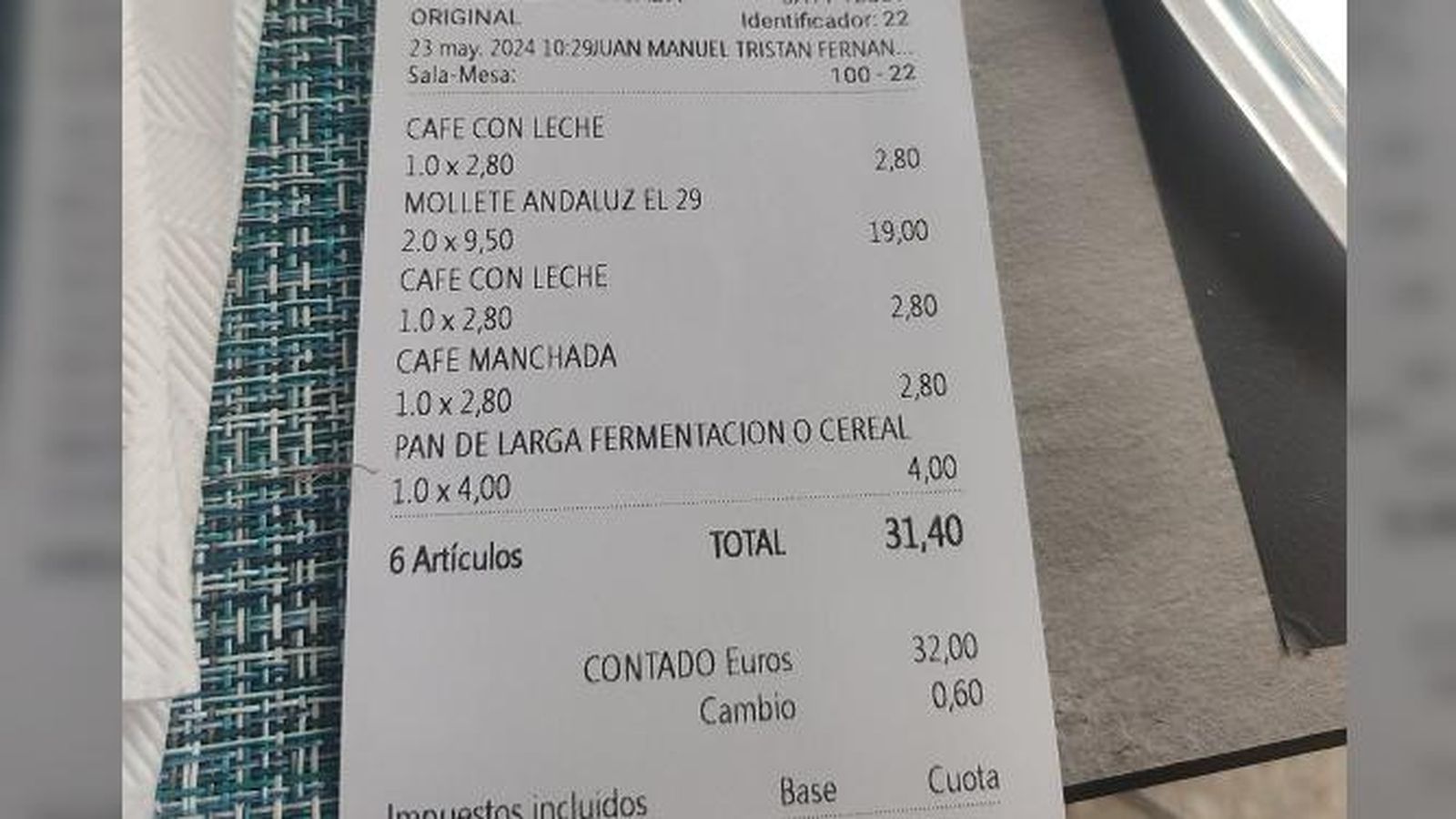 Imagen del ticket de la tuitera Tacirupeca.