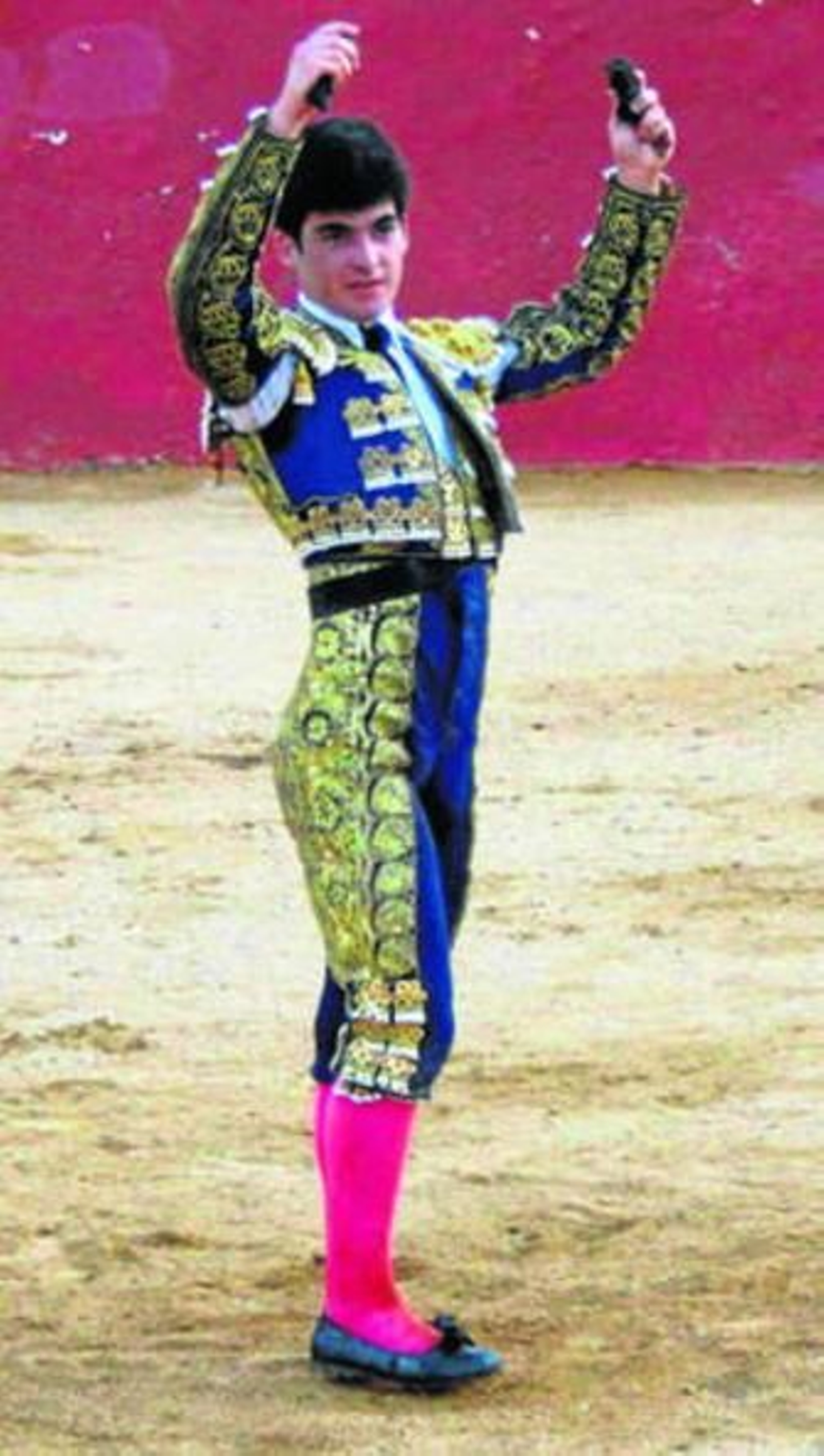 Luis Salazar Álvarez, novillero con hondas raíces taurinas.