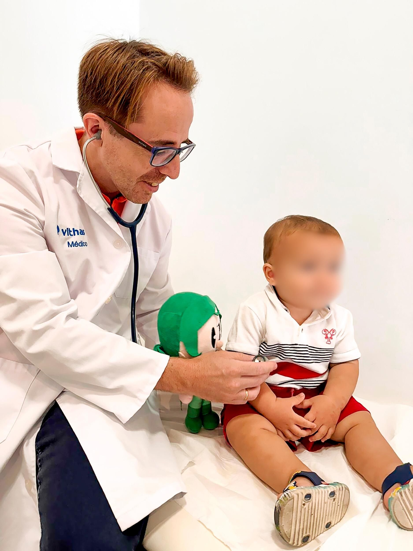 Enrique Sánchez, jefe del servicio de Pediatría del Hospitial Vithas Xanit y Vithas Málaga   Editada