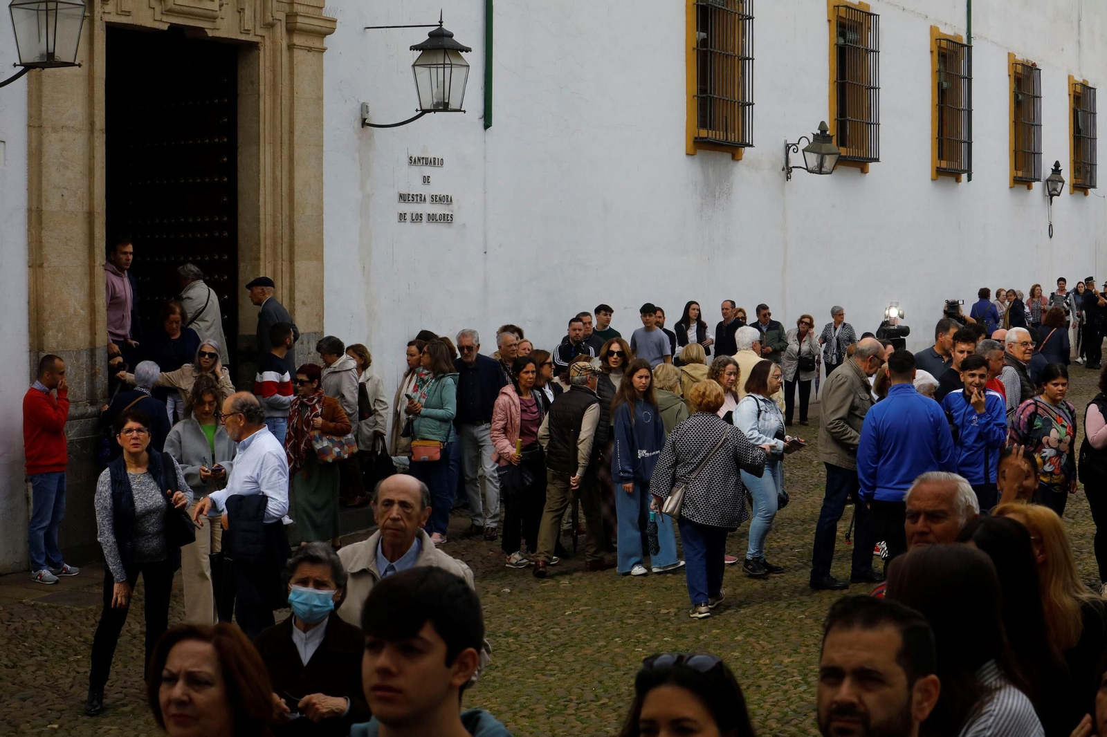 El Viernes de Dolores de Córdoba en Capuchinos, en imágenes