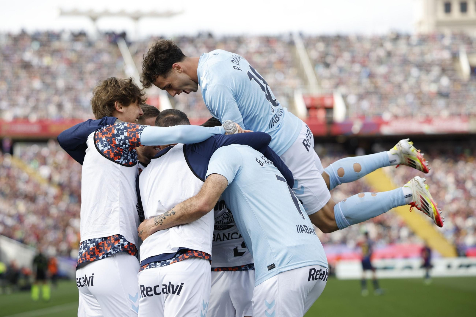 Barcelona-Celta: El malagueño Melero López, salpicado por la polémica