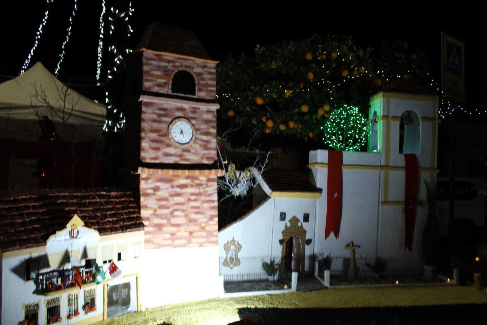 Un paseo en fotografías por la Navidad de Villafranca, el pueblo de Córdoba del reciclaje y la imaginación