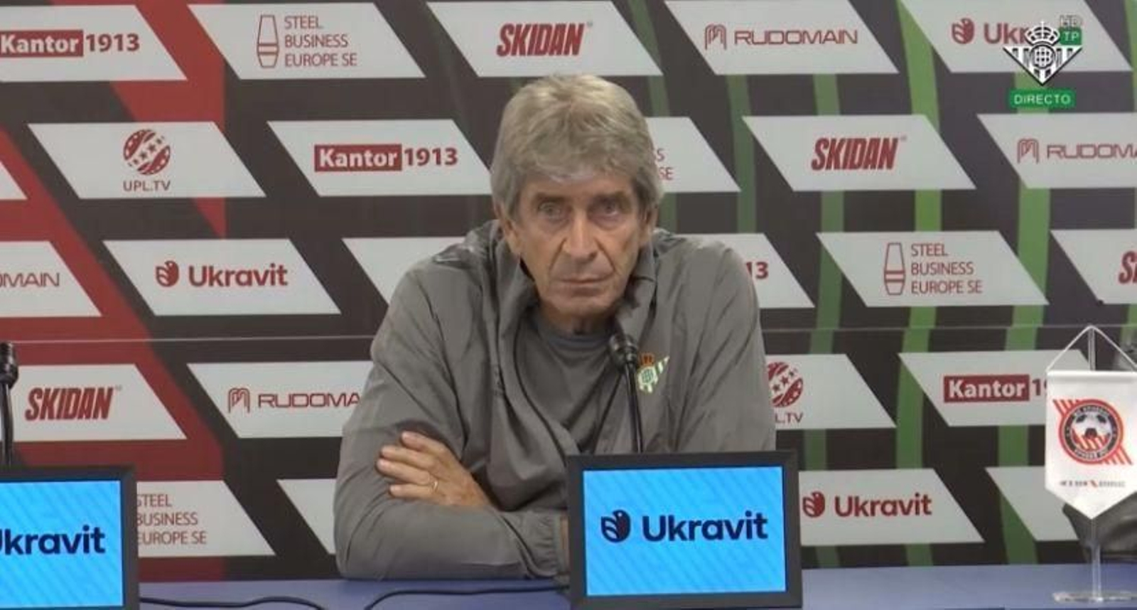 Manuel Pellegrini en rueda de prensa antes del partido ante el Kryvbas