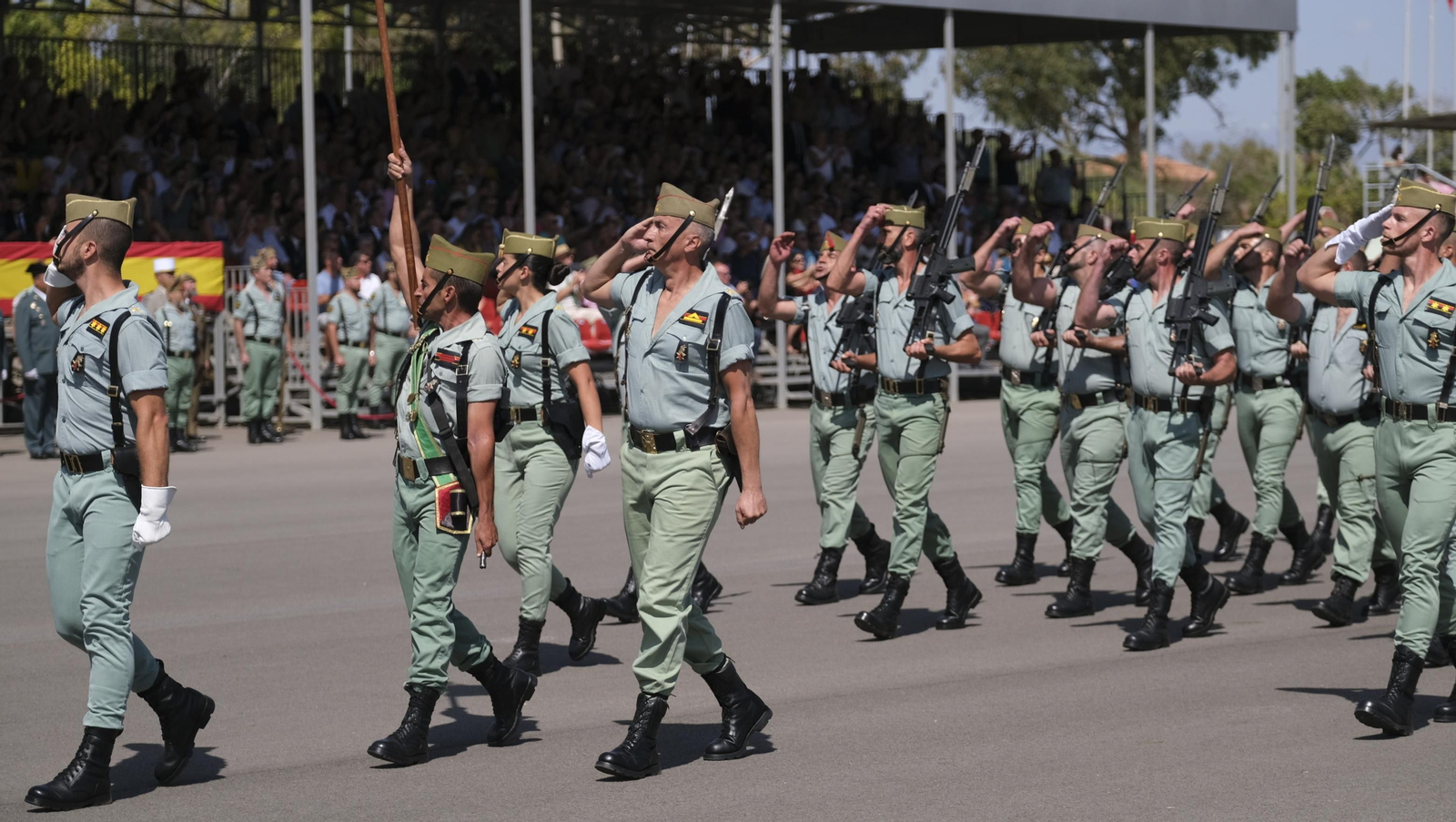 Imágenes del 102 aniversario de La Legión en Almería