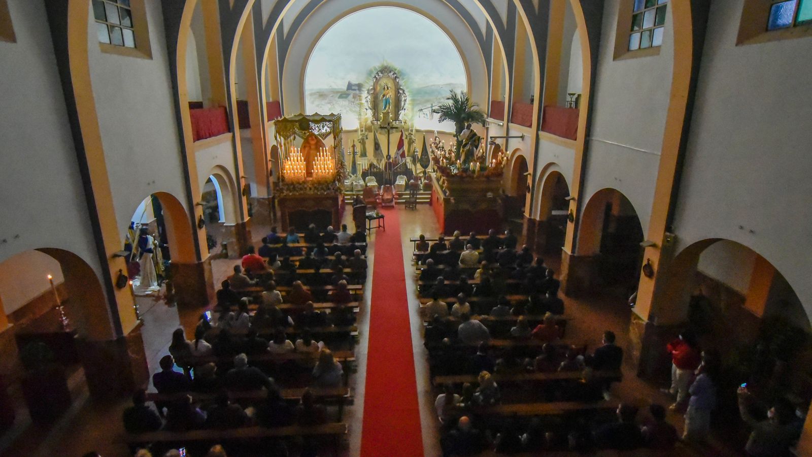 Oración de vísperas e imposición de medallas de los Salesianos de La Línea