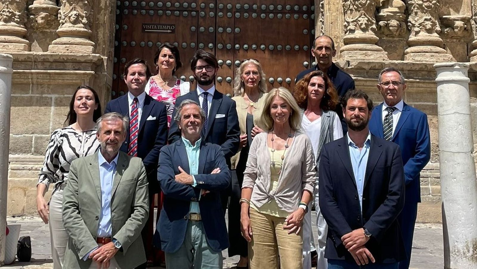 Parte de la candidatura de Vox El Puerto para las elecciones municipales del 28 de mayo.