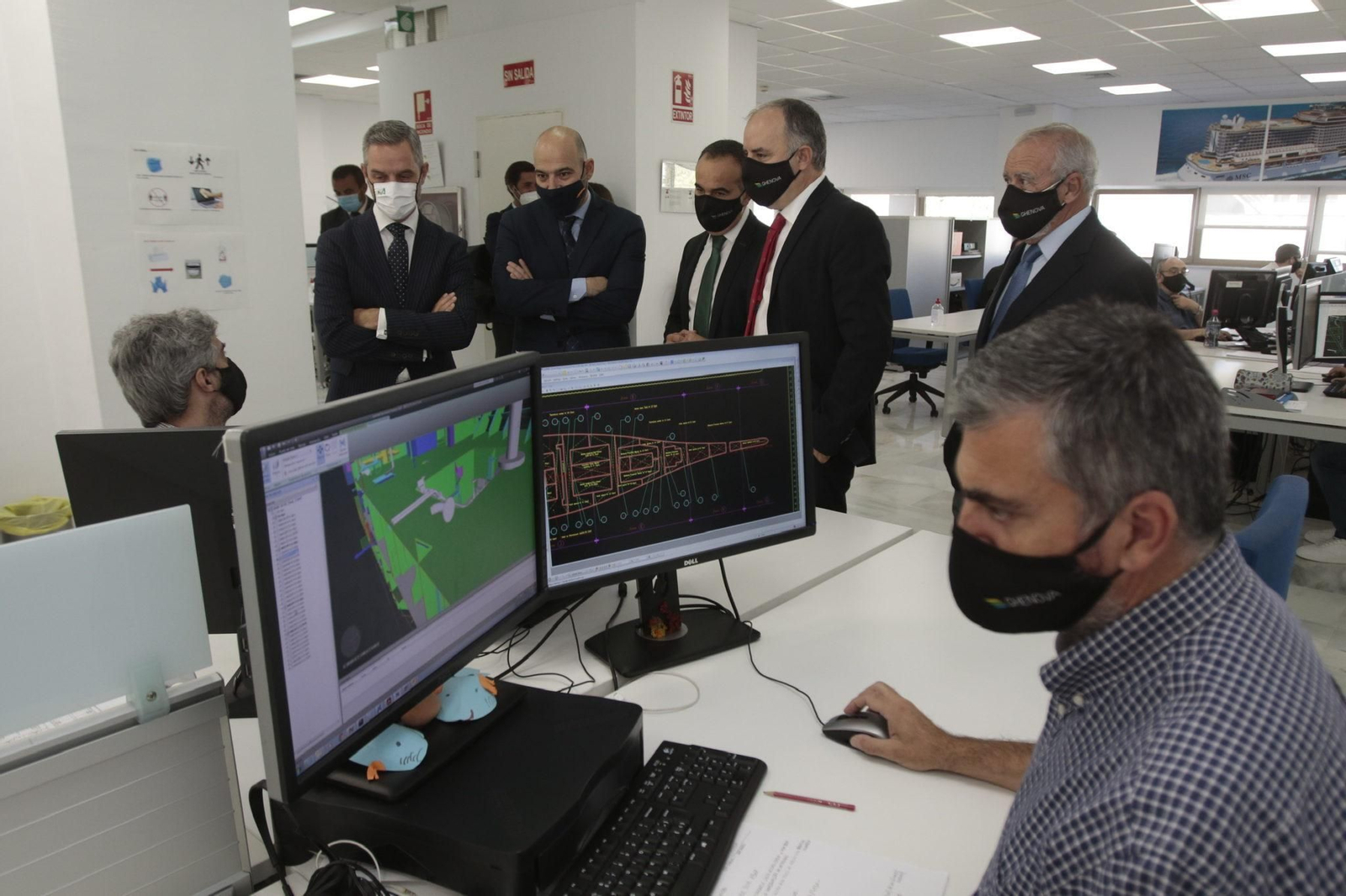 Reciente visita del consejero de Hacienda a las instalaciones de Ghenova en Sevilla.