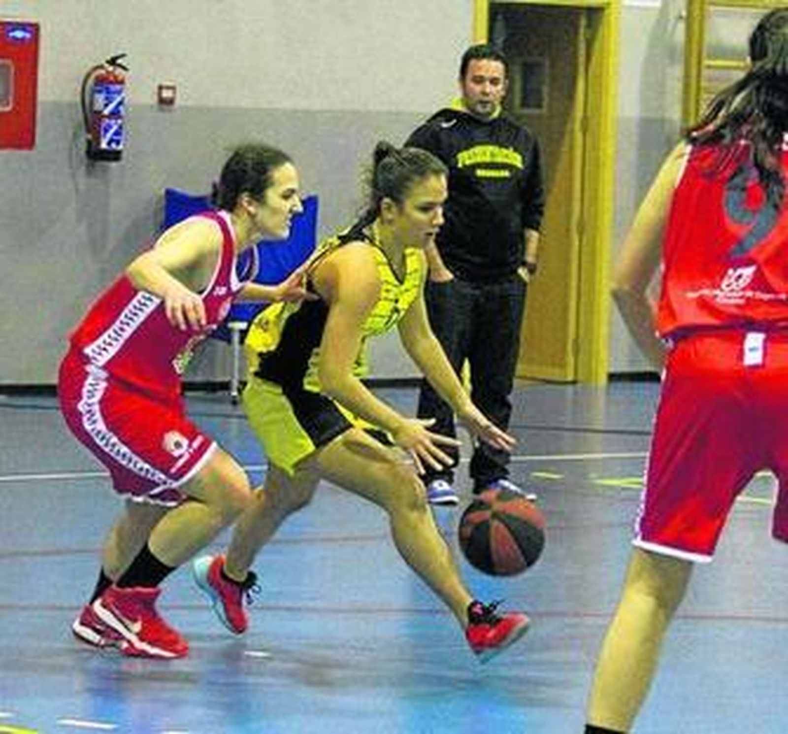 El Presentación podría subir un puesto en la clasificación si gana en Martos.