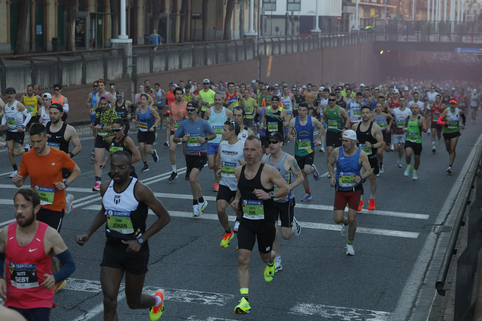 Búscate en el Zurich Maratón de Sevilla 2025
