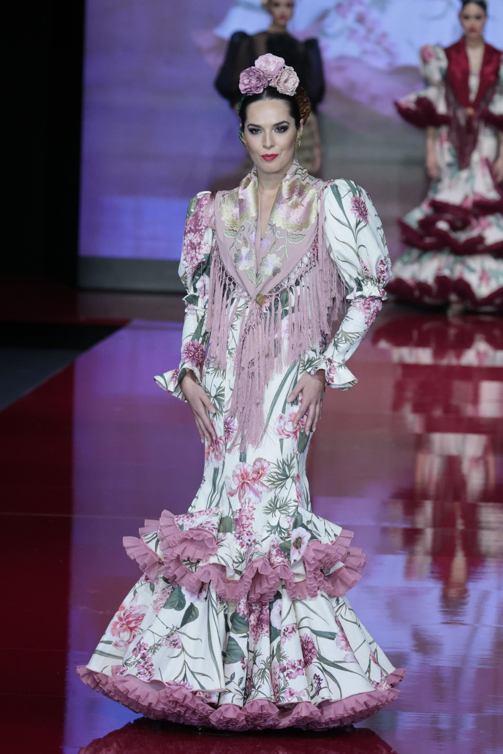 El desfile de Hermanas Serrano en SIMOF 2022, todas las fotos