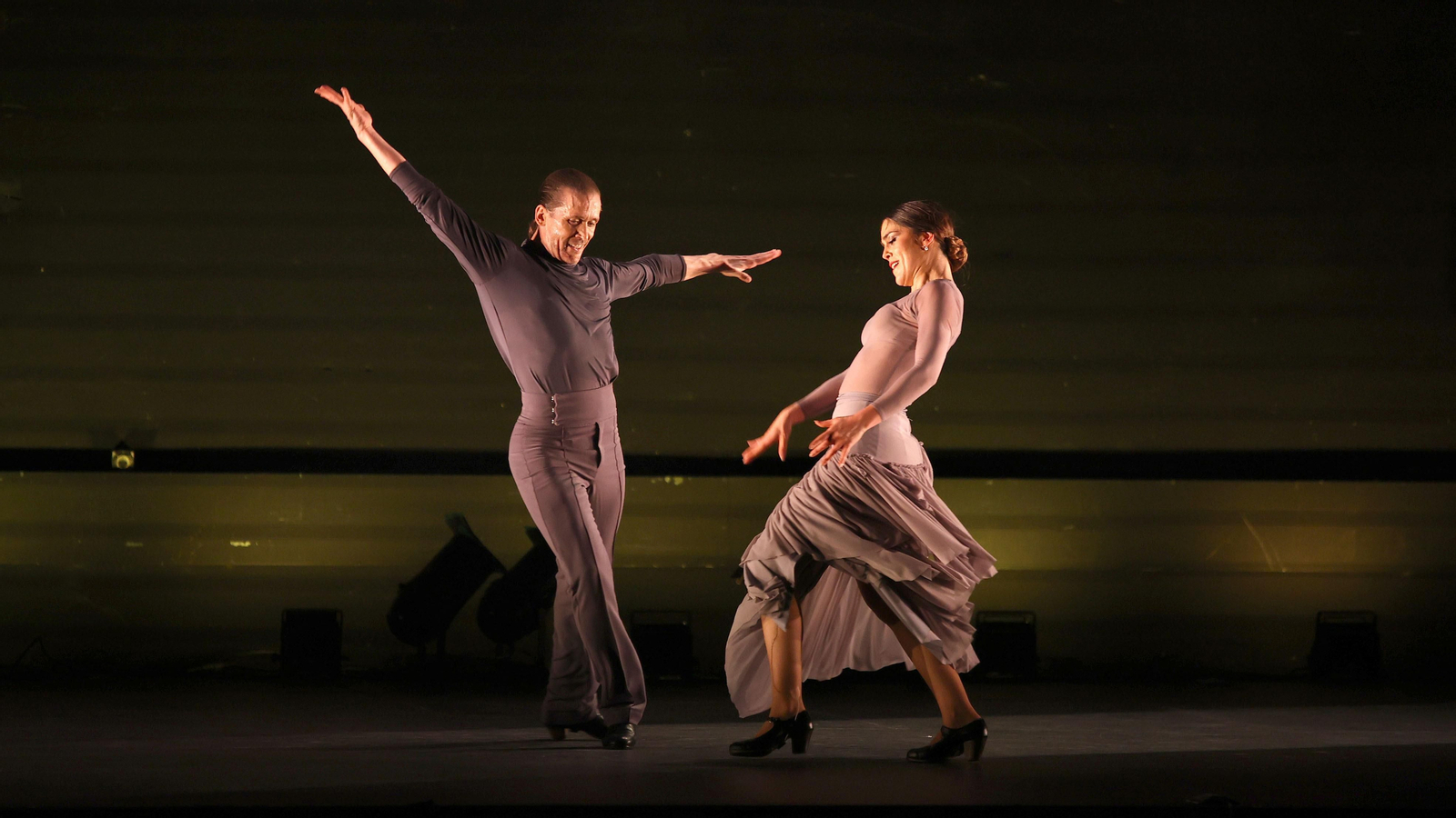 Alfonso Losa & Patricia Guerrero con 'Alter Ego' en el Teatro Villamarta para el Festival de Jerez