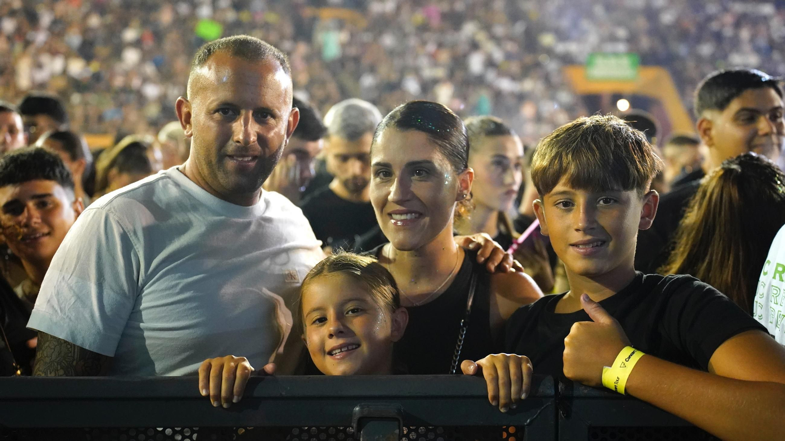 El concierto de JC Reyes en el Cabaret Festival de Algeciras, en imágenes