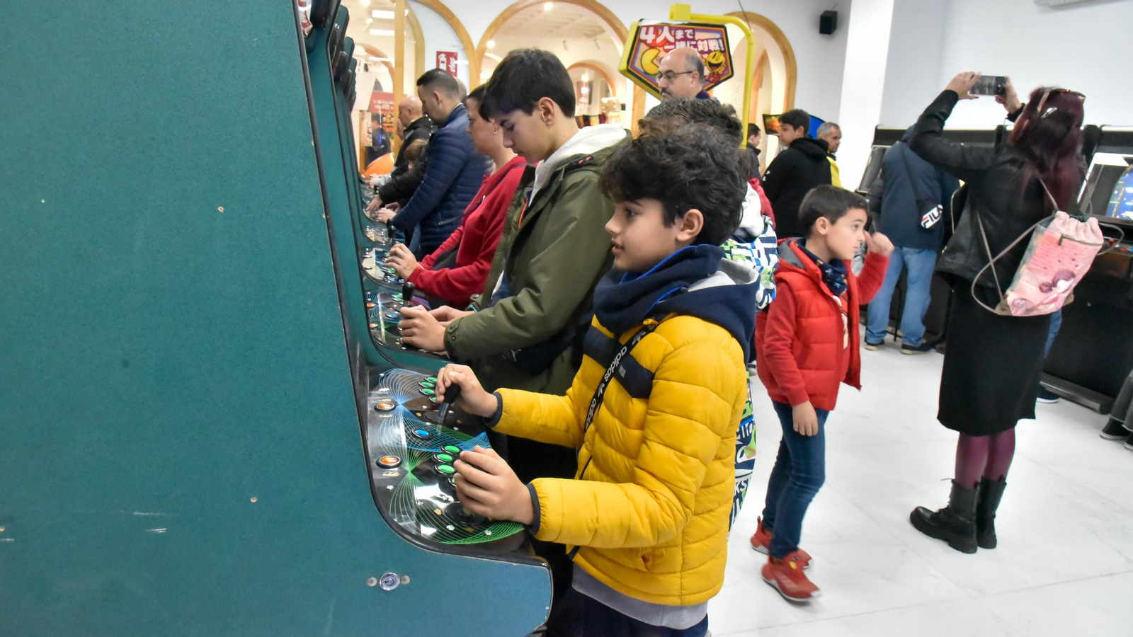Las fotos del Salón Arcade en San Roque