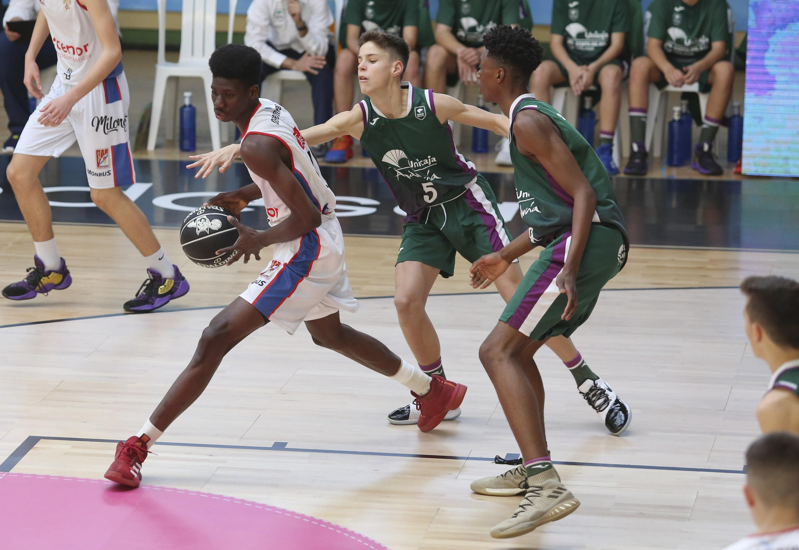 Las fotos del Unicaja - Obradoiro de la Minicopa.