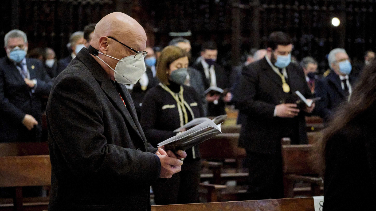 Vía Crucis de Piedad en el interior de La Catedral.