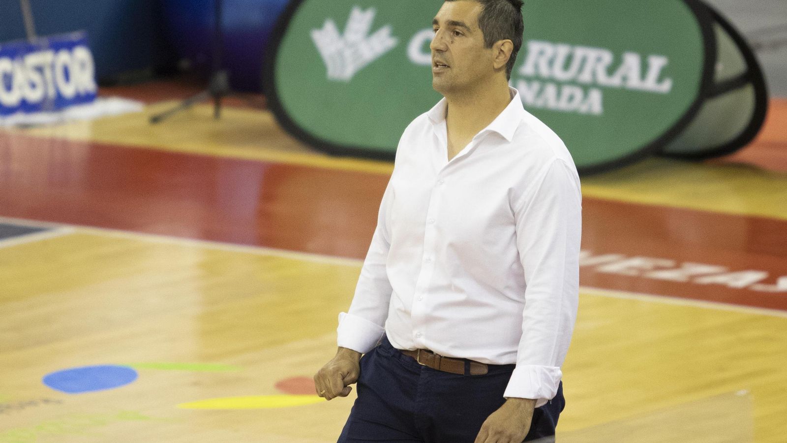 Pablo Pin, en magas de camisa.