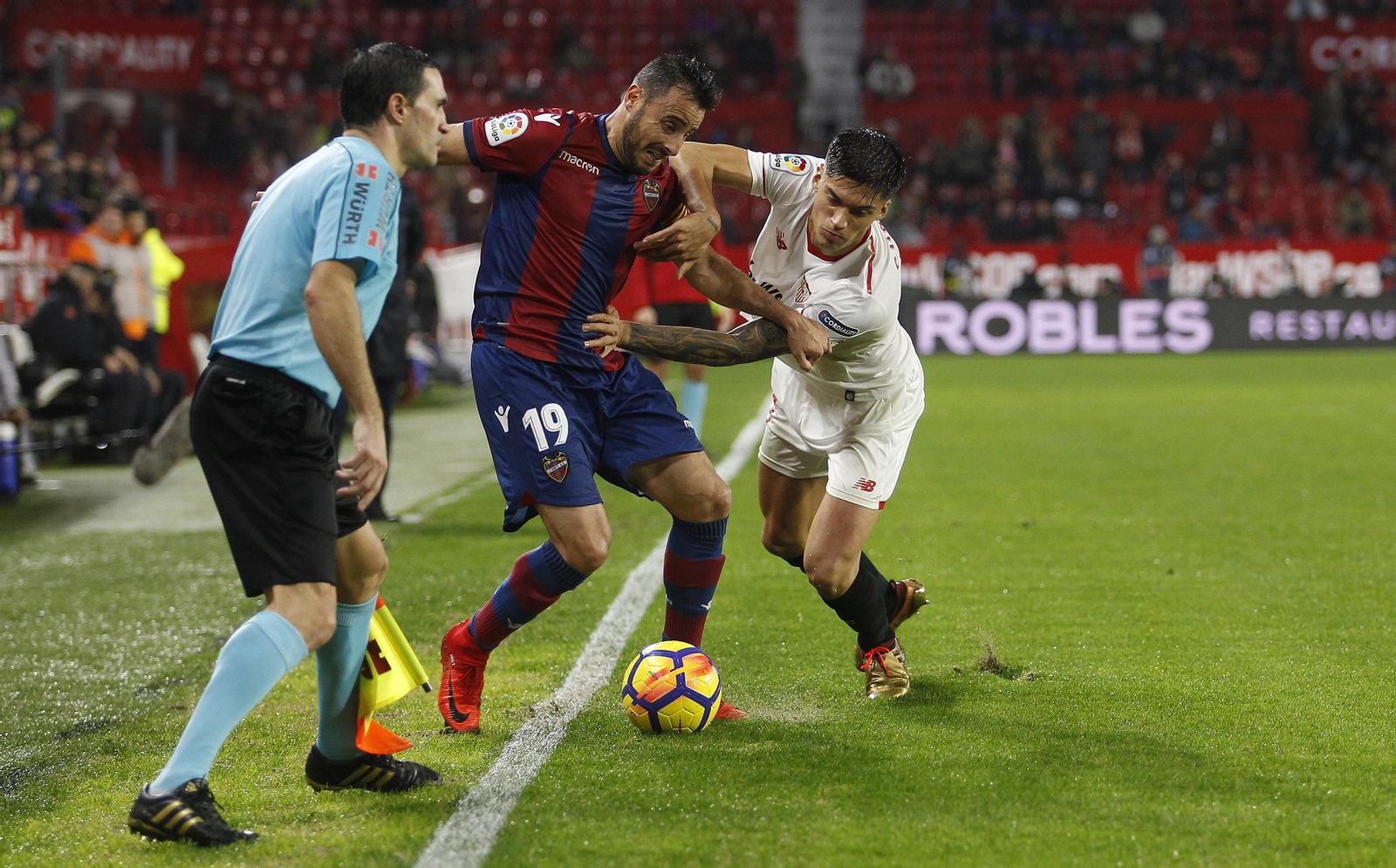 Las imágenes del Sevilla-Levante