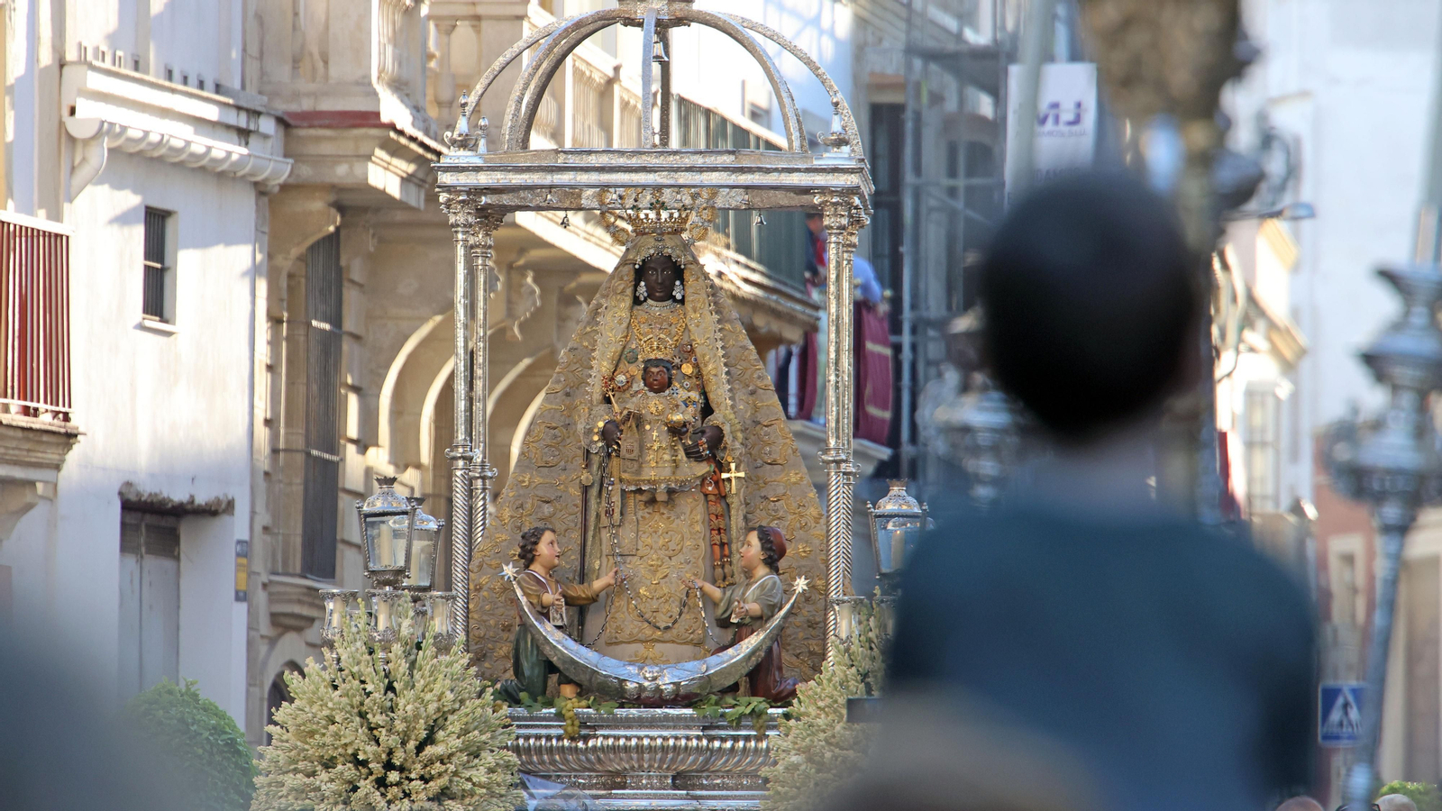 Procesión de la Virgen de la Merced por Jerez