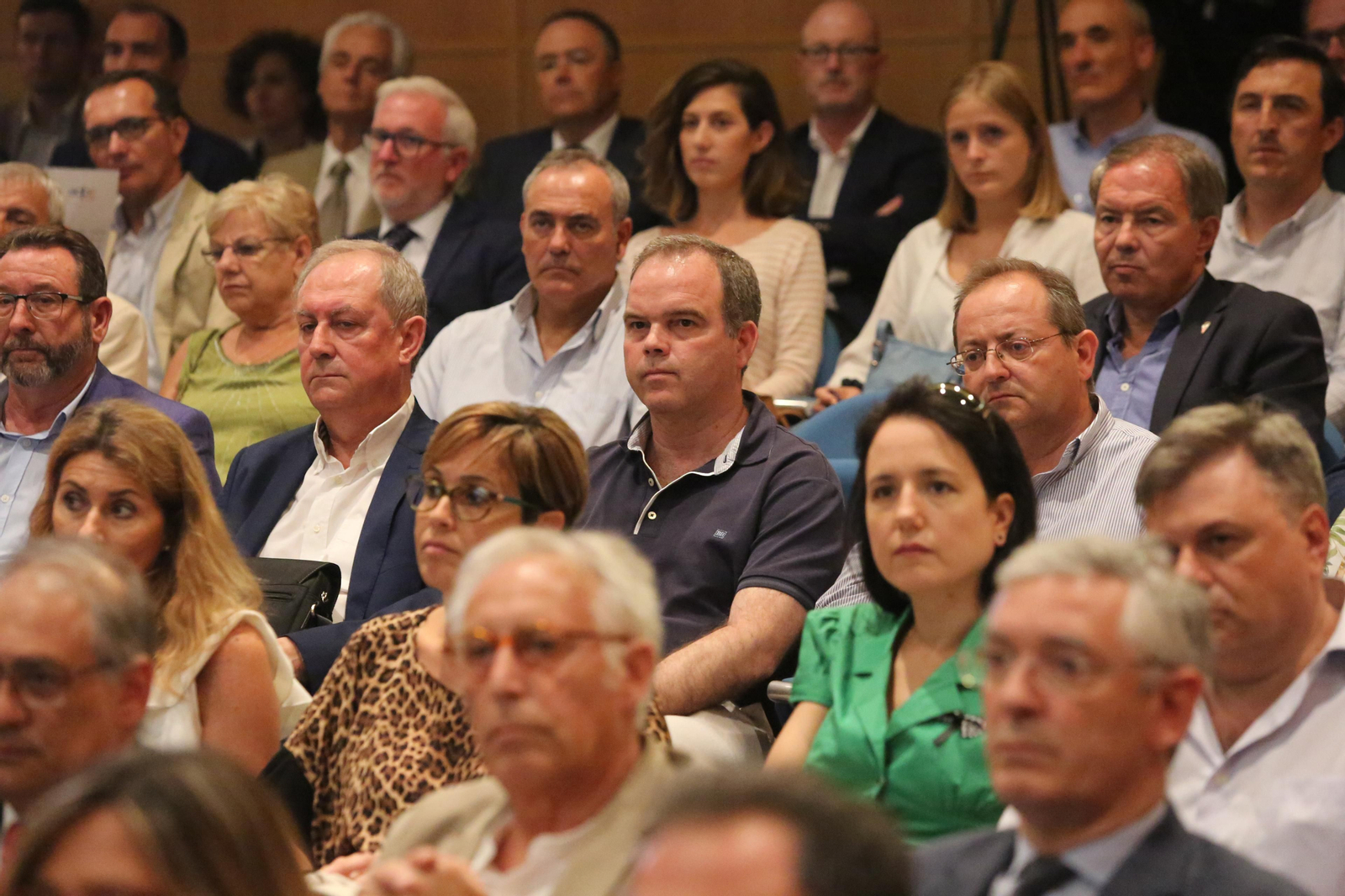 Presentación memoria de la Aiqbe en imágenes