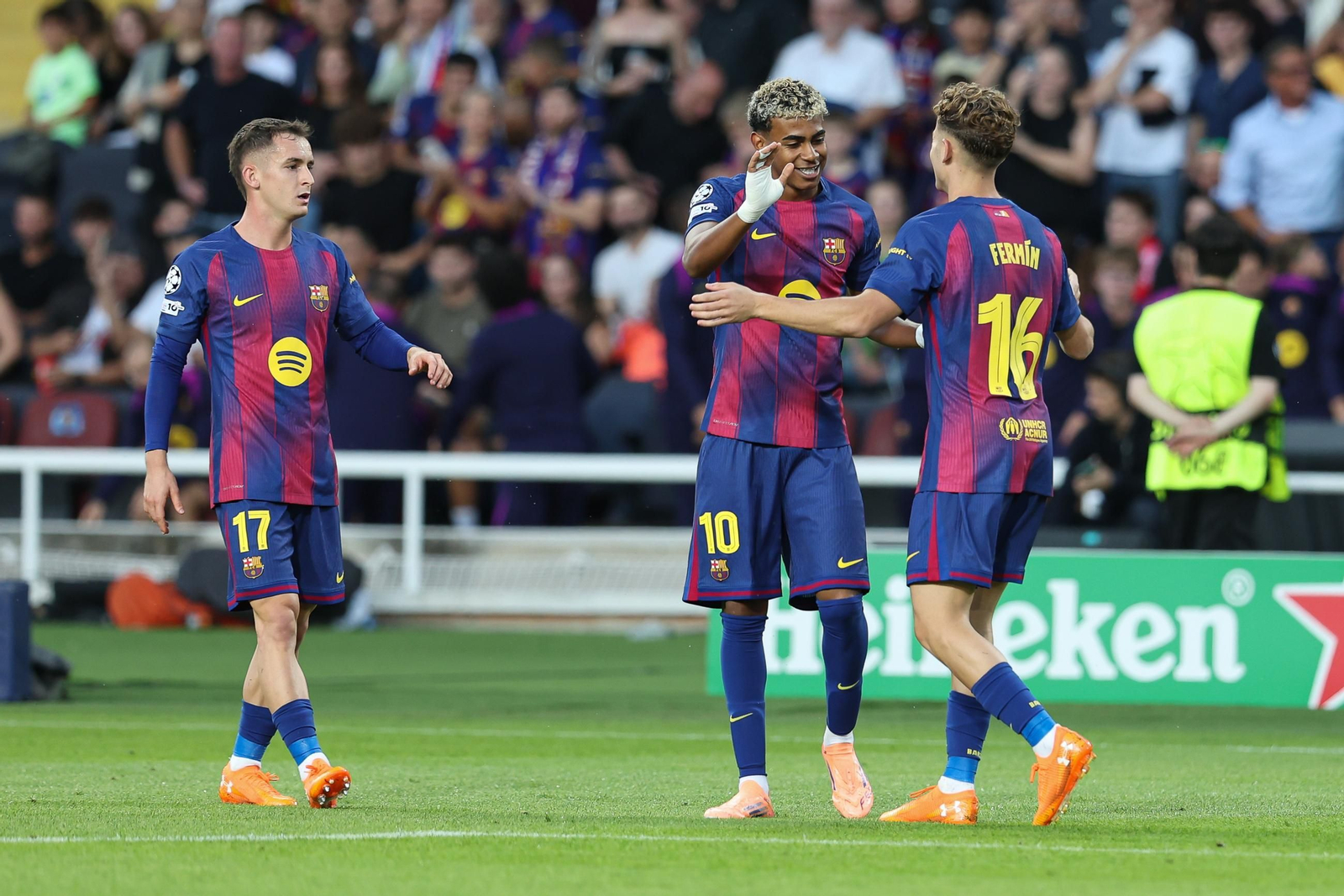 Las fotos del Barcelona-Olympiacos