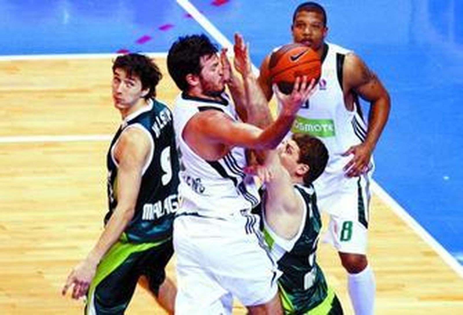 Los griegos conquistan el fortín troyano