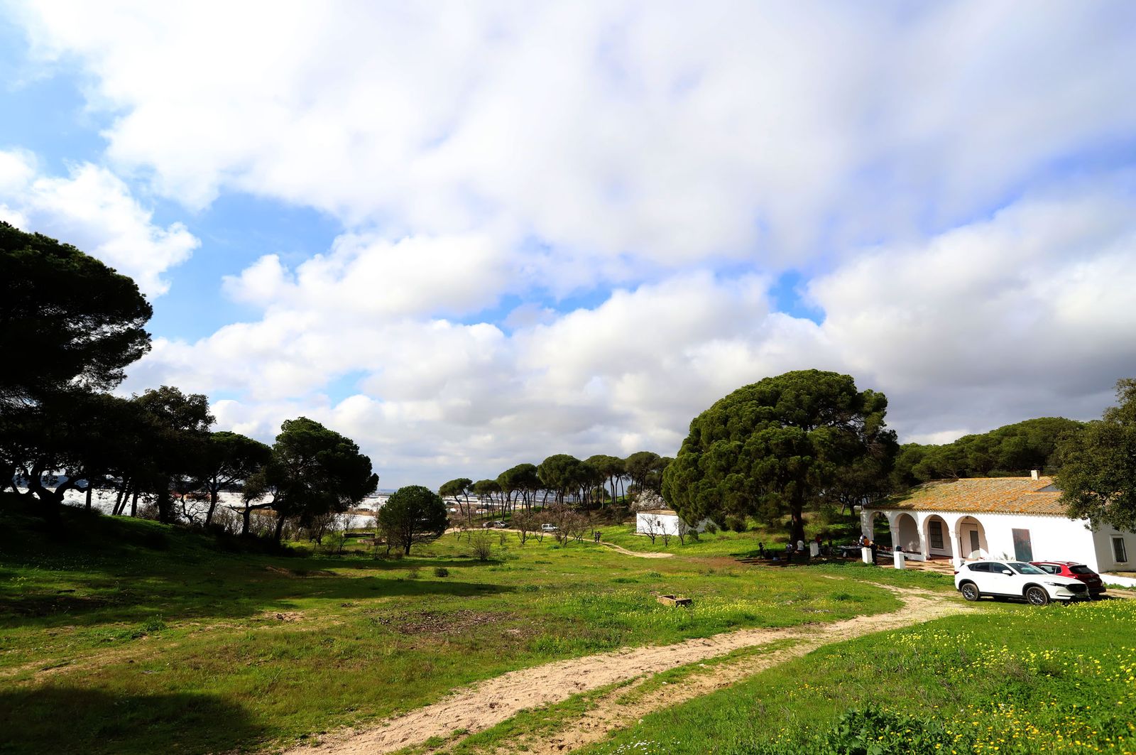 Imágenes de Fuentepiña, casa de Juan Ramón Jiménez en Moguer