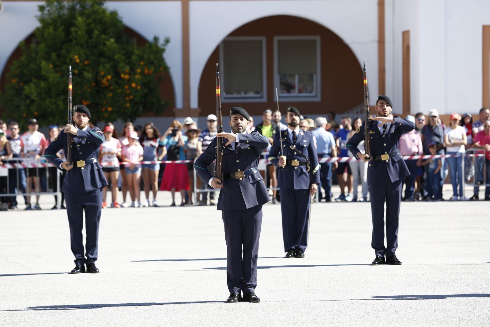 Jornada de puertas abiertas y 'altos vuelos' en la Base Aérea de Arilla
