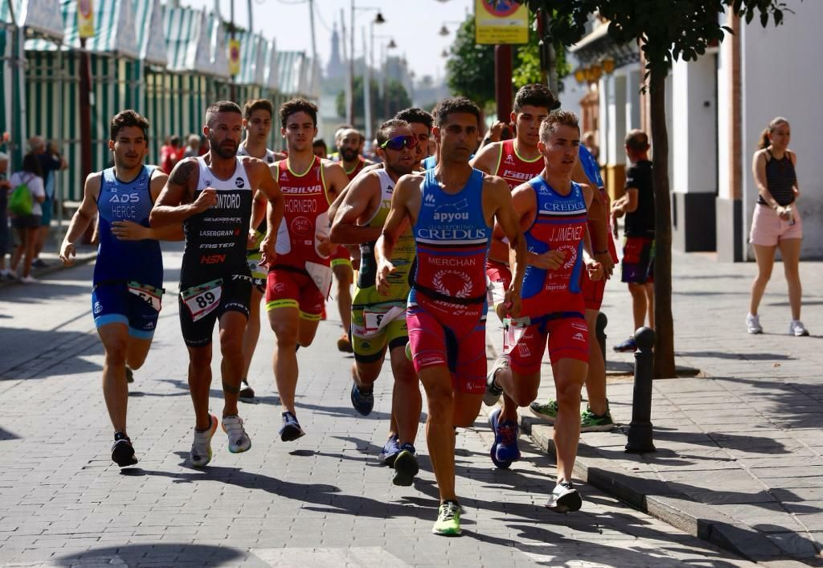 El acuatlón de la Velá de Triana
