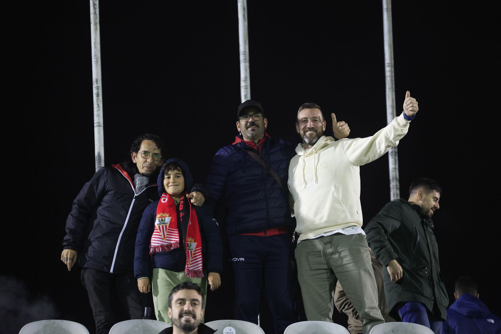 Búscate en el Nuevo Mirador durante el Algeciras - Sevilla Atlético de Primera Federación