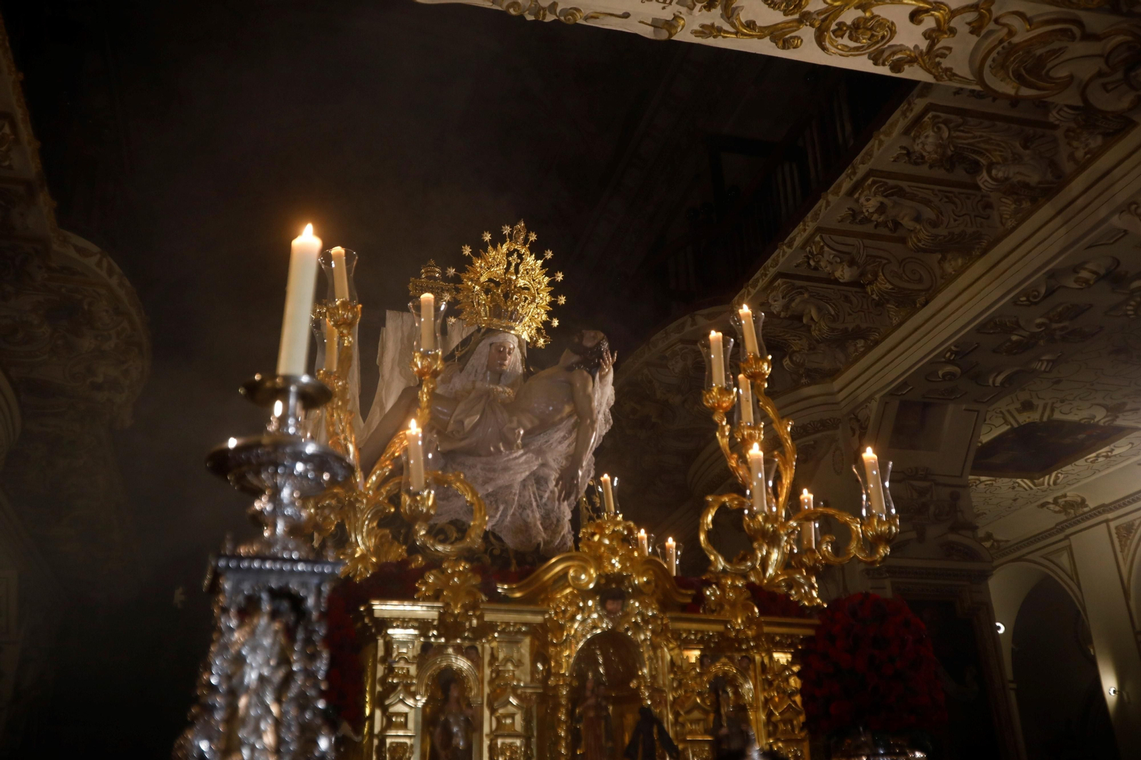 Las mejores imágenes de la hermandad de las Angustias en este Jueves Santo de Córdoba