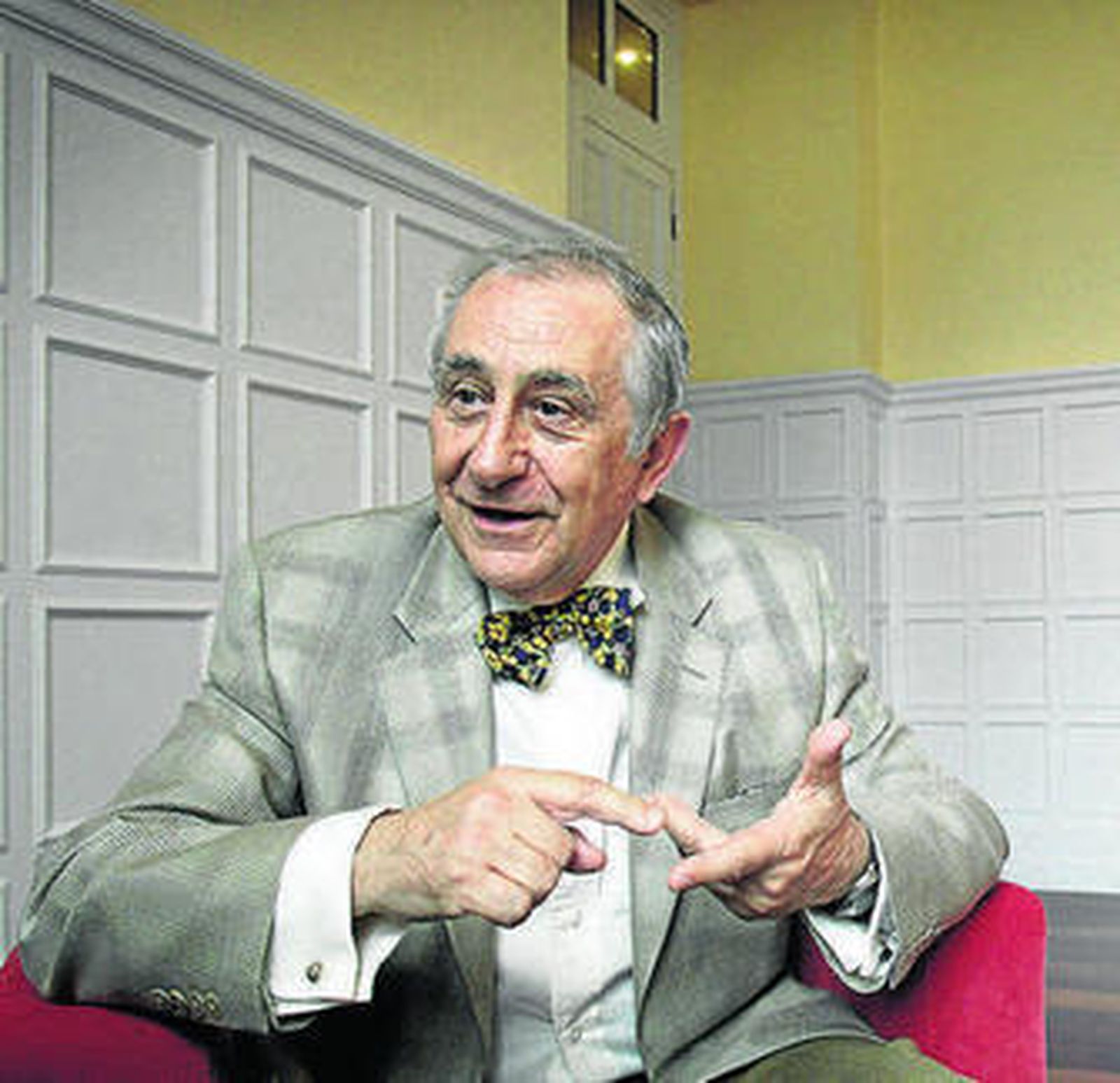 Inocencio Arias, "ilusionado" por un pregón "interesante y justo"