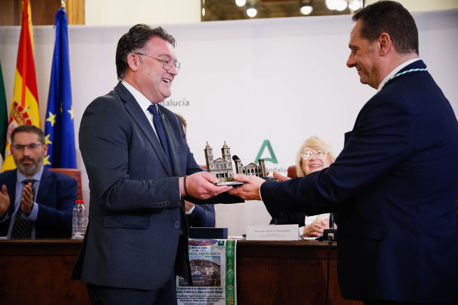 Juan Manuel Martín Robles ingresa como académico de Historia de Andalucía y te lo contamos en imágenes