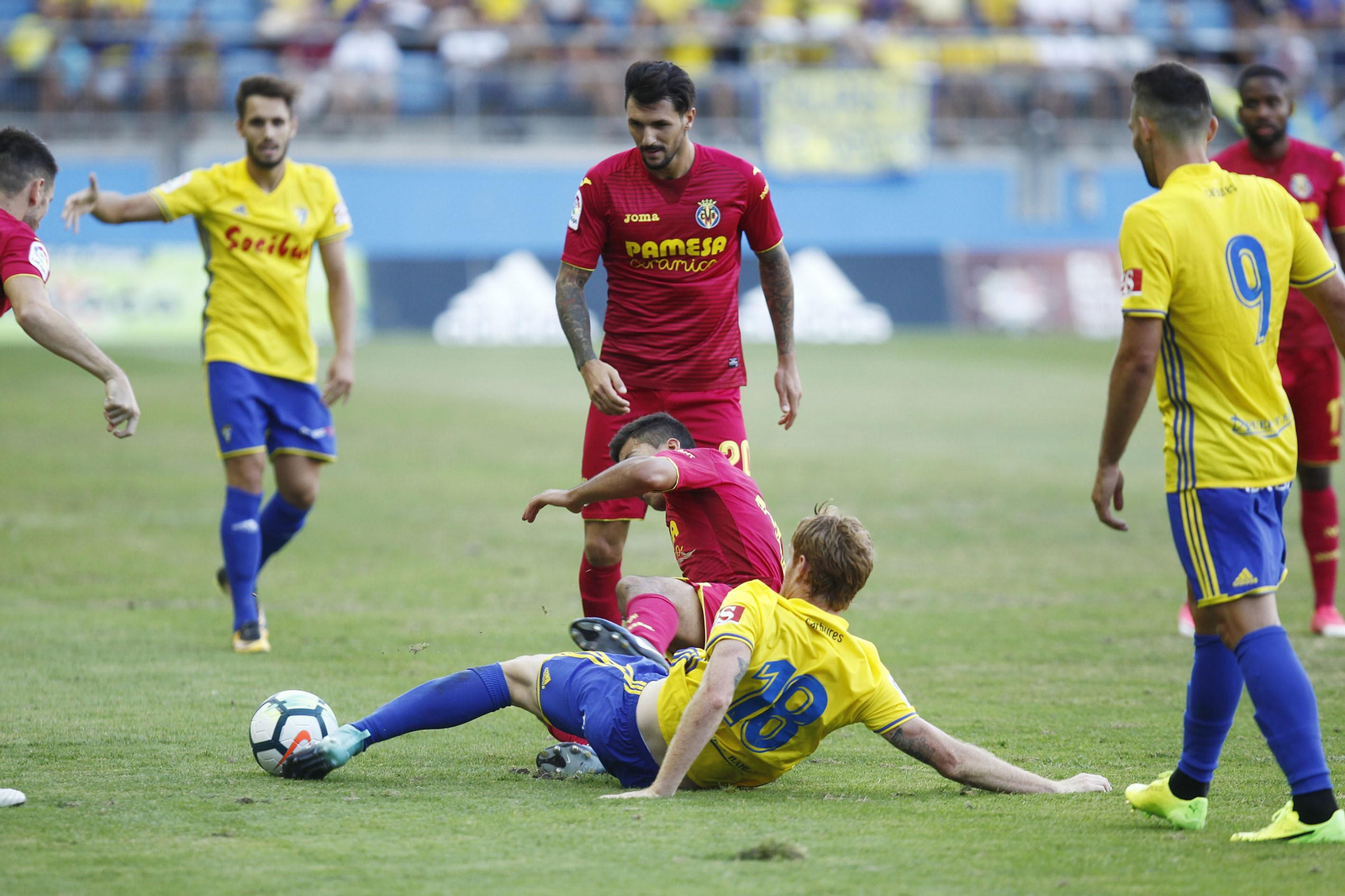 Las imágenes del Cádiz-Villarreal del Trofeo Carranza