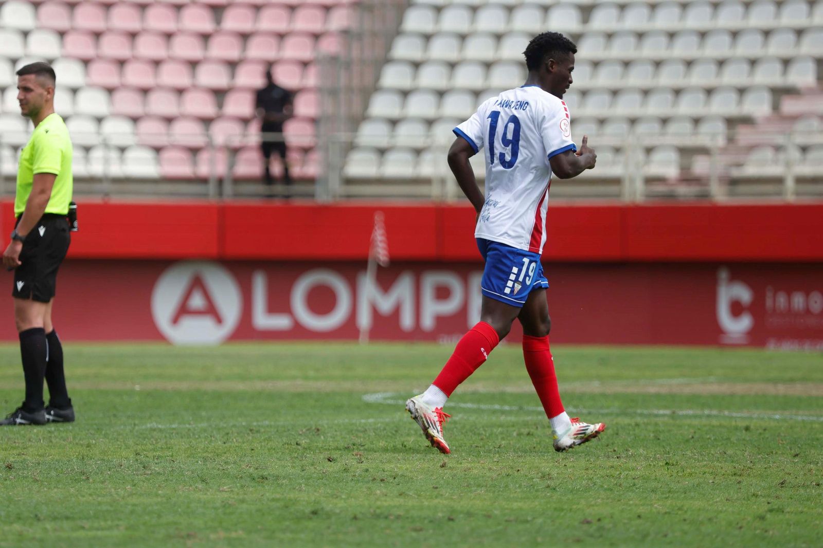 Primera RFEF: Mala jornada malagueña, con derrotas de Torremolinos y Antequera y empate del Marbella