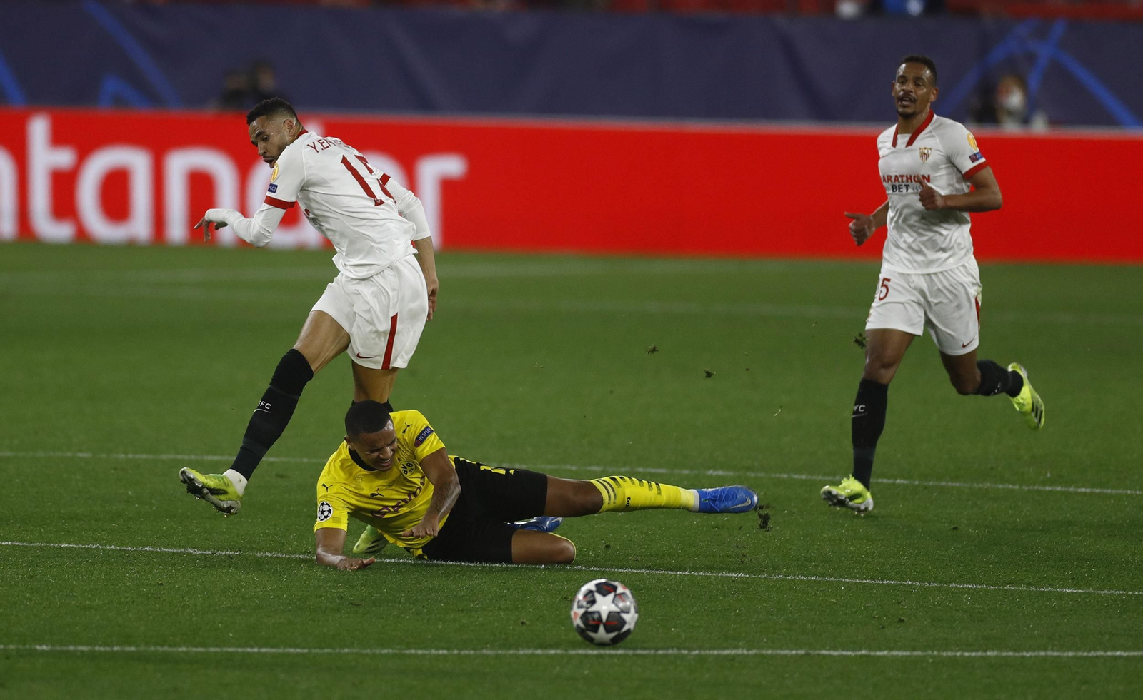 Las imágenes del Sevilla-Borussia Dortmund de Champions