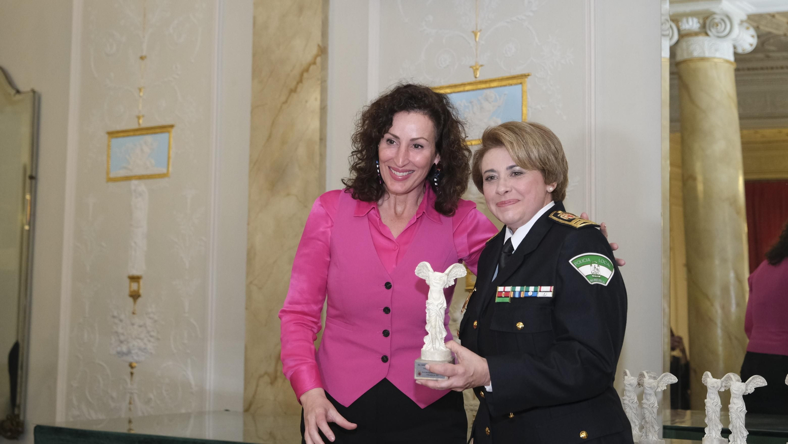 Imágenes de las galardonadas por el Ayuntamiento de Almería con motivo del Día de la Mujer