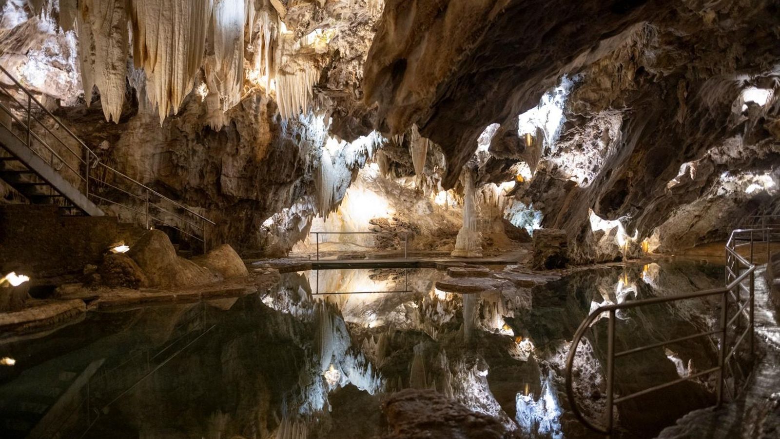Gruta de las Maravillas