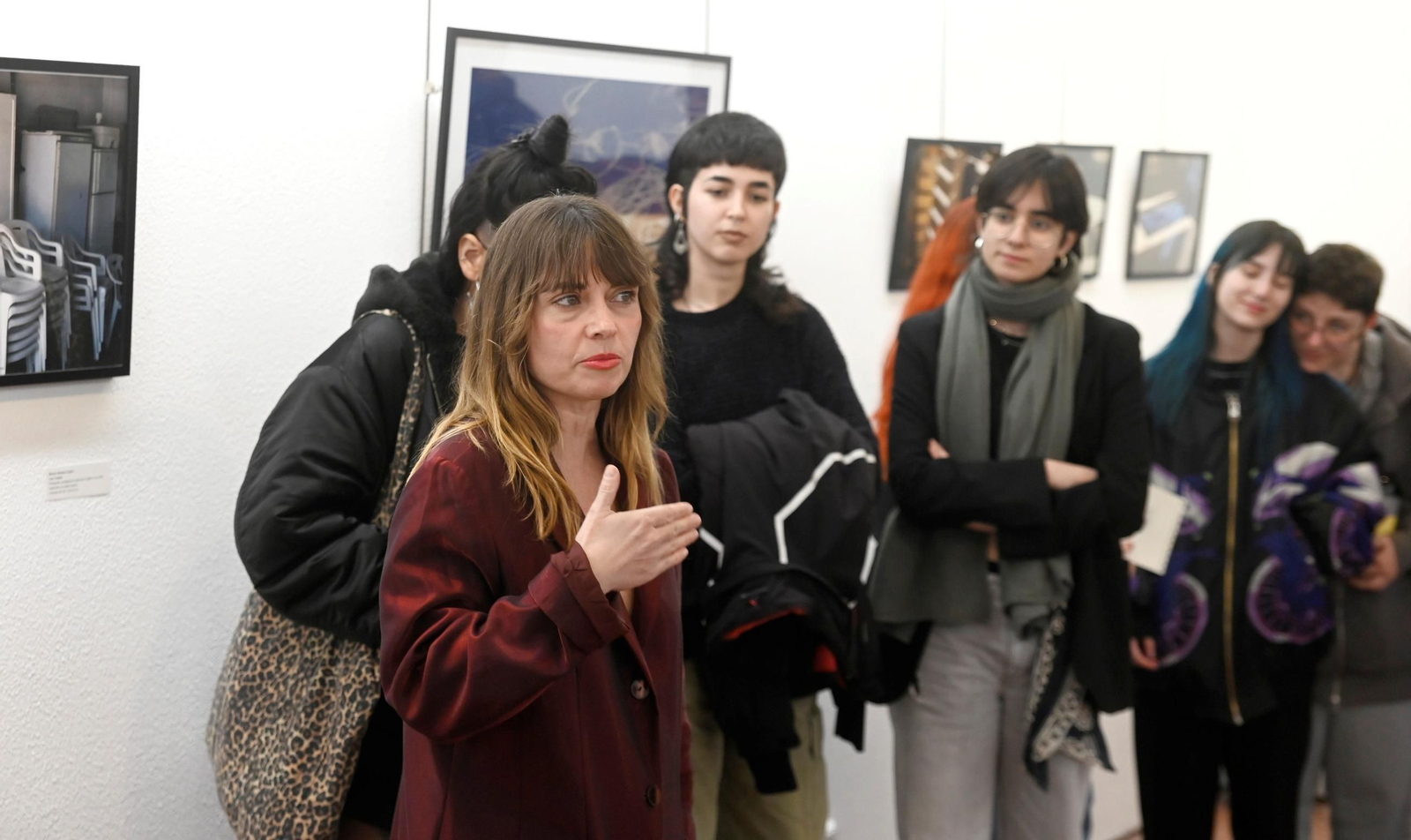 La exposición de fotografía del alumnado de la Escuela de Arte Mateo Inurria, en imágenes