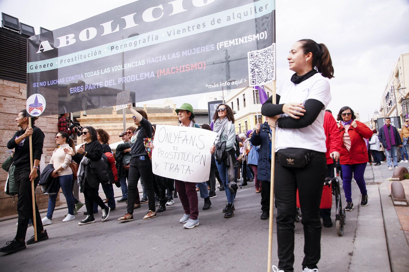 Las imágenes de la manifestación realizada por la Plataforma de Acción Feminista en Almería