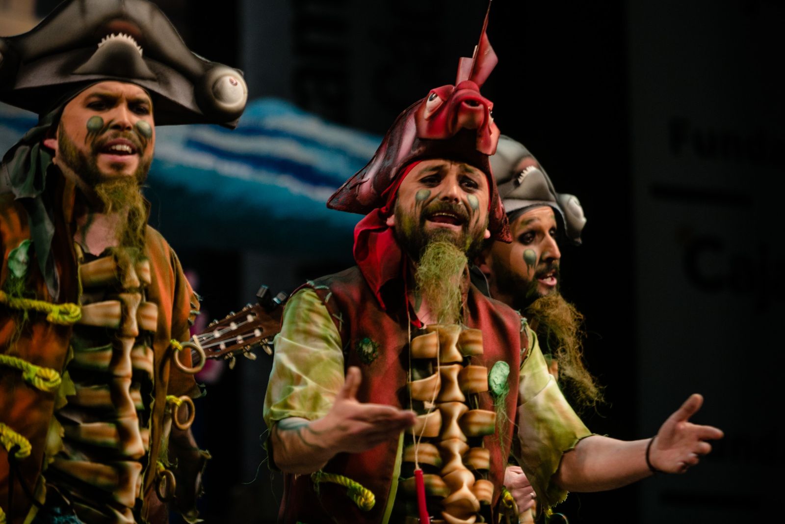 Chirigota "La maldición de la lapa negra"