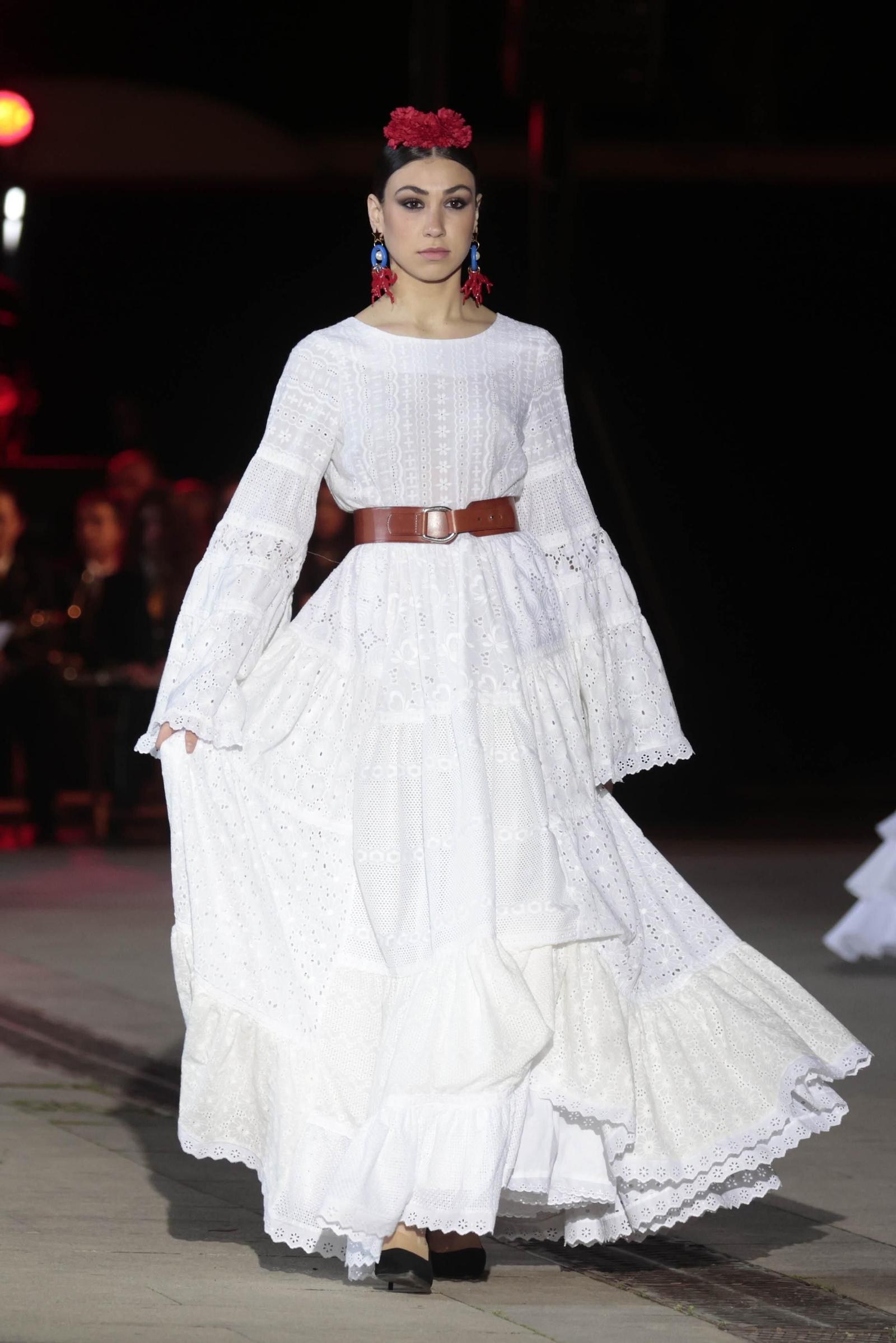 El desfile Andalucía es flamenca en el Palacio de San Telmo, todas las fotos