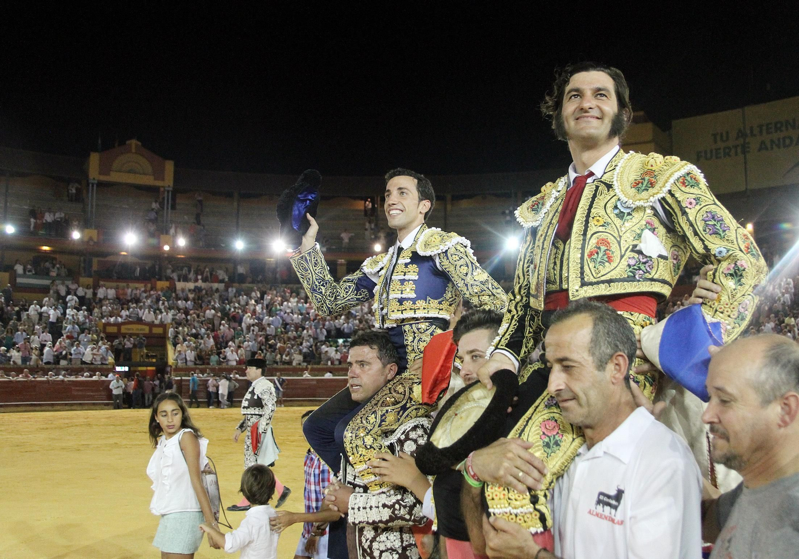 Imágenes de Morante de la Puebla durante la corrida de esta tarde en la Plaza de Toros La Merced