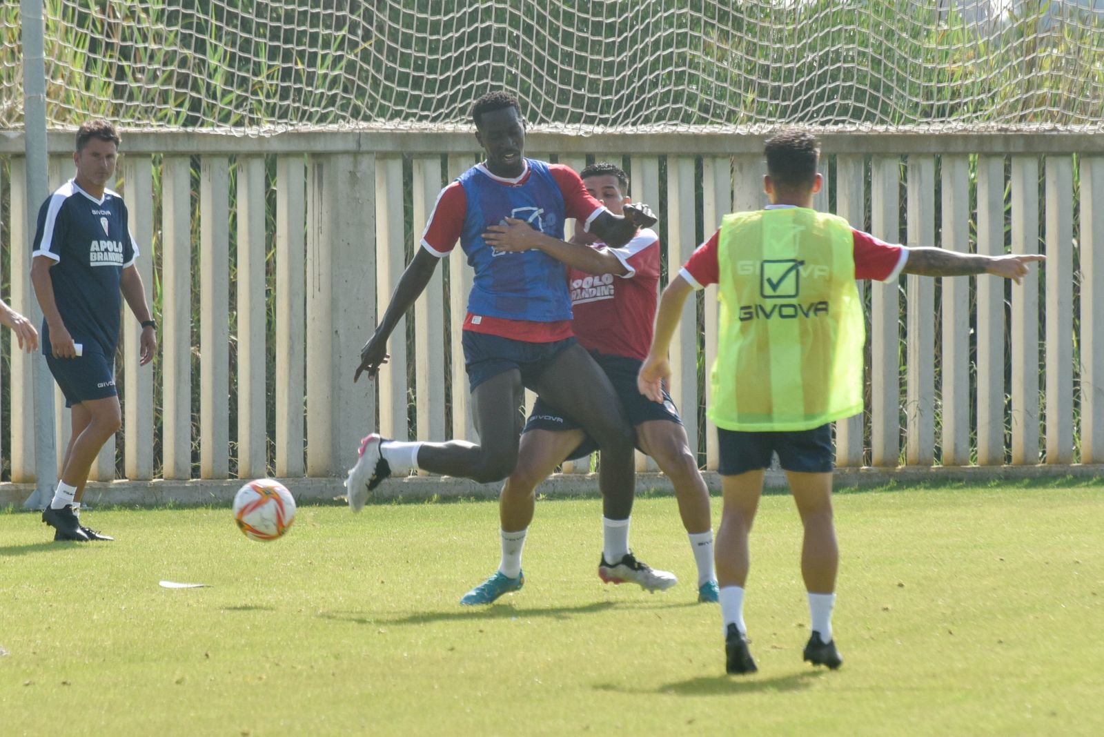 Zahibo, en su primer entrenamiento con el Algeciras.