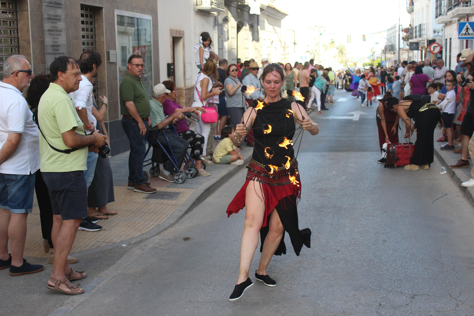 El desfile de Moros y Cristianos de Vera, en imágenes
