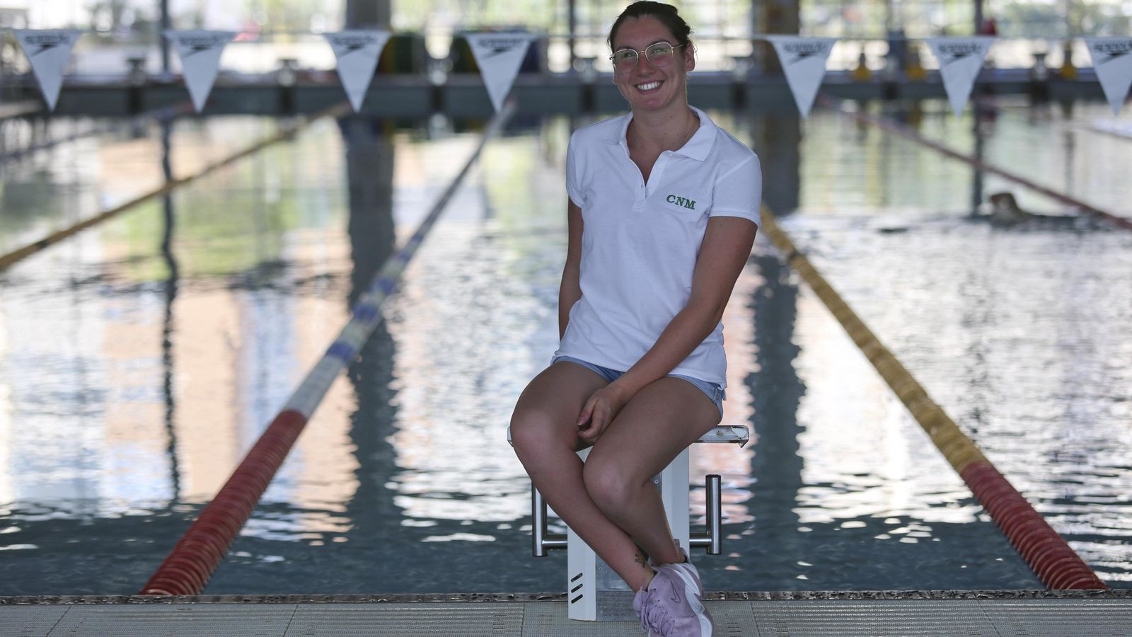 Paula Ruiz, en la piscina interior de Inacua.