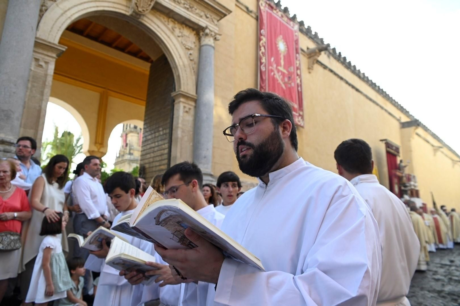 Las mejores imágenes de la procesión del Corpus Christi de Córdoba